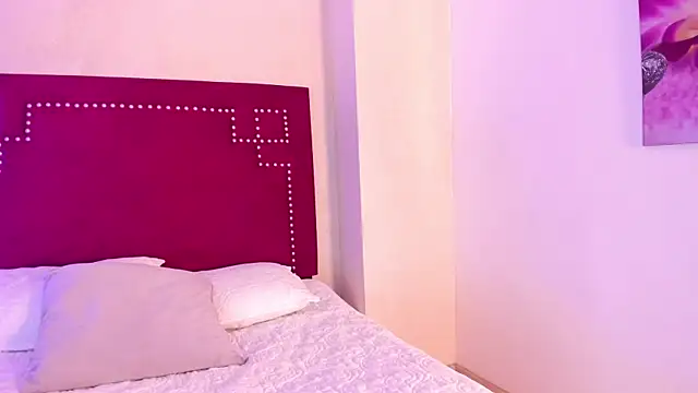 Ruby Corbett online show from November 29, 7:51 pm