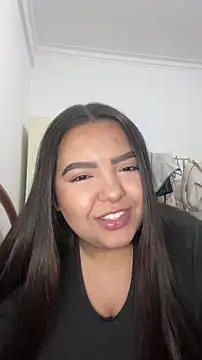 princezzc online show from December 13, 11:43 pm