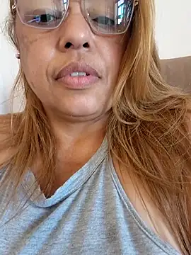 Halanamorena online show from June 27, 6:36 pm