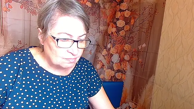 OlgaLuck online show from December 2, 6:26 am