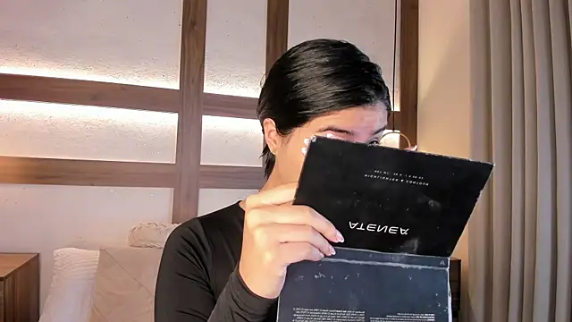 SarhaVega online show from March 28, 12:48 pm