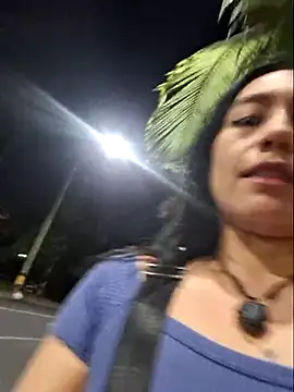 Eveeelyn25 online show from May 23, 12:42 am