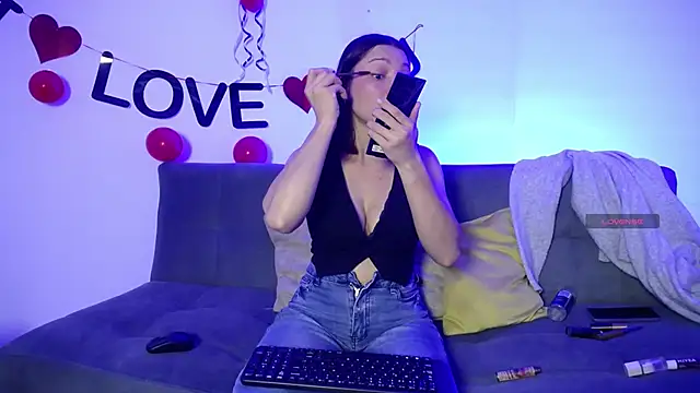 sansa stark love online show from February 21, 9:37 pm