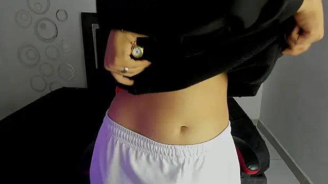 Mia and Kenai online show from December 1, 12:30 pm