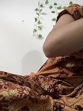 Sexolinaa online show from April 29, 3:26 pm