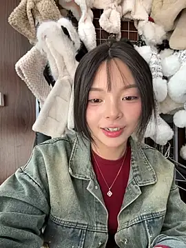 Yui-Ti online show from December 3, 4:59 am