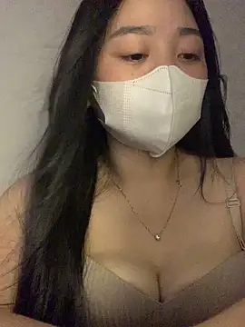 lana-kan online show from May 28, 1:20 pm