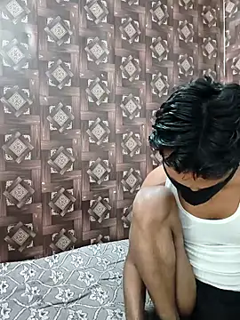 Sexy komal02 online show from April 4, 9:30 am