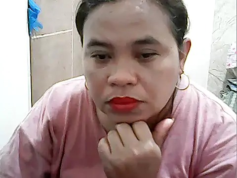 cutechubby online show from December 16, 6:30 am