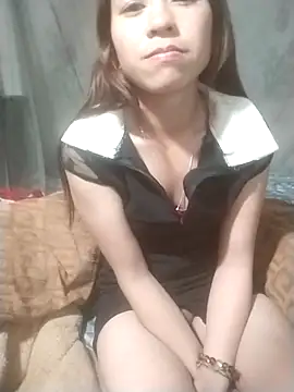 tieutam122 online show from December 1, 6:50 am