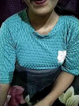 RASHMI SHARMA9 online show from December 18, 10:31 am