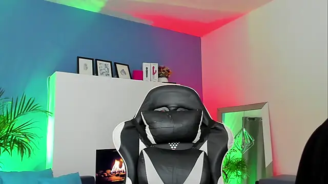 Anto Thompson online show from April 10, 8:37 pm