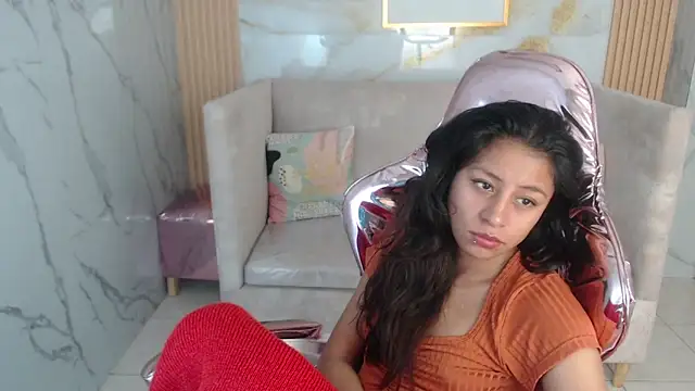 serabella s online show from December 20, 1:26 pm