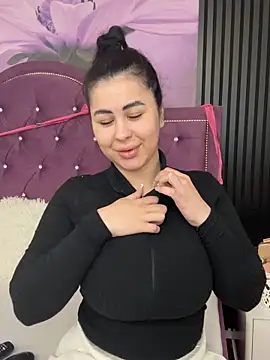 MegaBoobsDeee online show from April 7, 3:58 pm