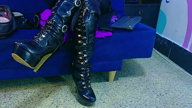 AriesVelvet online show from February 28, 4:12 am