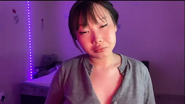 darsywhispers online show from December 20, 9:24 am