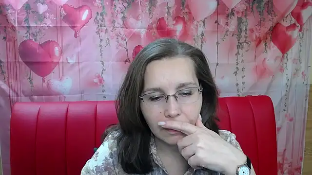 DaisyEdit online show from March 21, 6:18 am