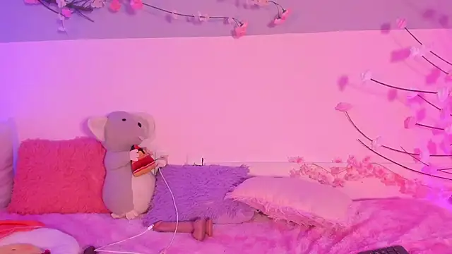 apleepleassure online show from May 17, 9:14 pm