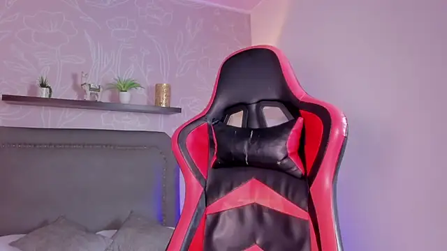 aurora cass online show from January 13, 3:56 am