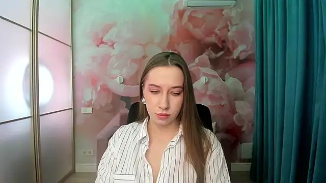 AriaBloombrerg online show from November 29, 12:42 pm