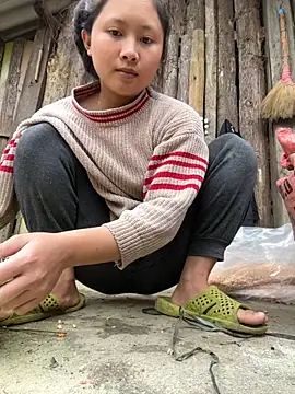 Thaoem online show from December 4, 5:32 am