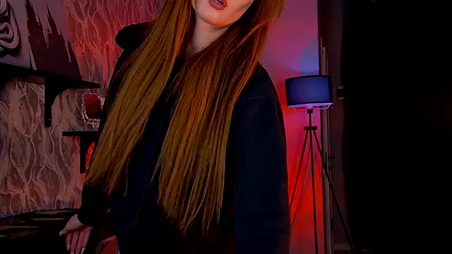 Jennifer Wiliams online show from February 3, 11:07 pm