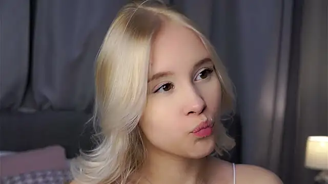 AunclreaVache online show from January 15, 12:11 pm