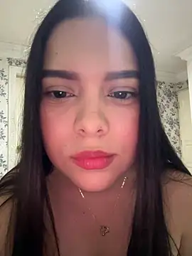 sweet ruby  online show from May 23, 11:25 pm
