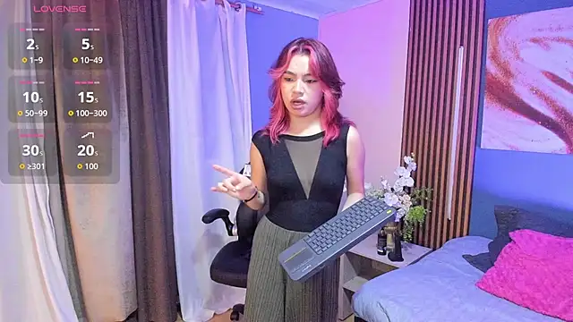 laurent scott online show from March 23, 12:00 pm