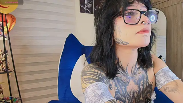 AryRousse online show from March 23, 3:01 am