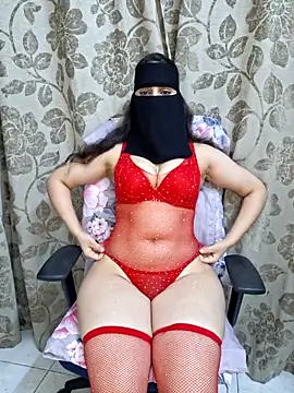 deva-sexy online show from December 17, 11:31 pm