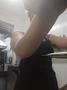 dakota021 online show from March 5, 5:20 pm