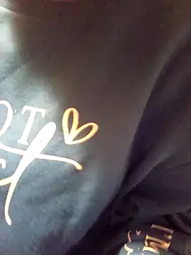 gatitachula93 online show from March 20, 12:04 am