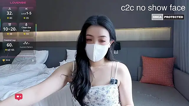 nayomi 34f online show from March 14, 2:45 am