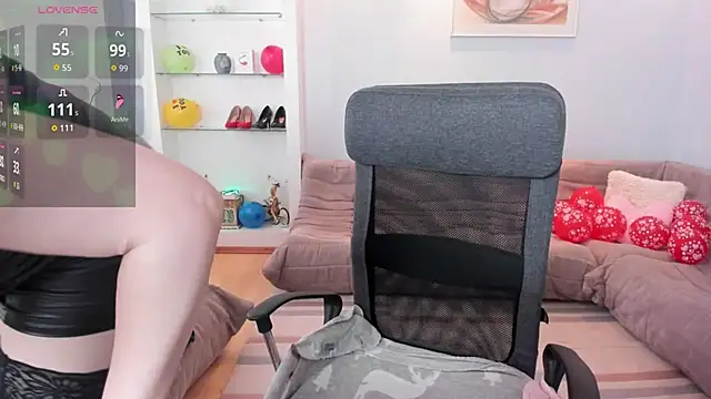 KamillaJei online show from February 20, 6:26 am