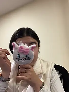 Camila Duarte2 online show from April 7, 1:46 pm