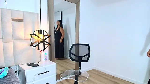 Sara BigAss- online show from February 1, 3:49 am