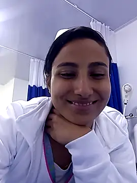 Vera Luna  online show from February 20, 5:50 am