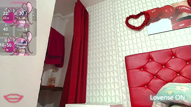 Elizabetth Roman online show from April 20, 8:45 pm