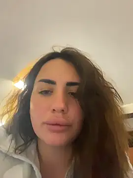 tesaa1212 online show from April 17, 9:50 pm