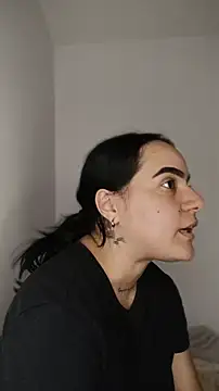 tiffanybrowm online show from April 11, 4:40 am