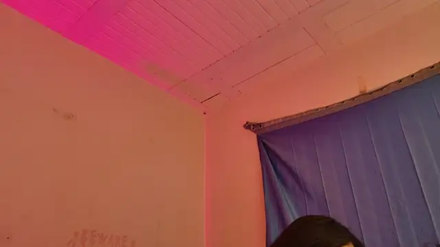 MoonLipsON- online show from April 8, 11:01 am