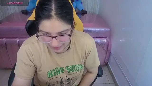 eva smit t online show from March 7, 2:51 am