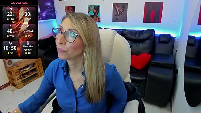 Scarlett 079 online show from March 3, 12:00 pm