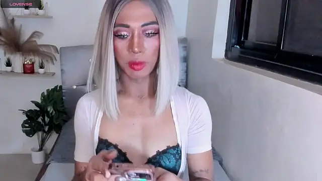 TsBlackHORSECOCKcalix online show from April 2, 8:50 pm