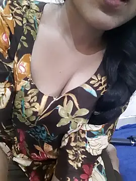 Riya rani8 online show from February 6, 10:13 pm