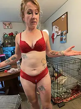 alluringpixie online show from May 28, 2:04 pm