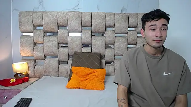 KathyAiden online show from March 17, 8:24 pm