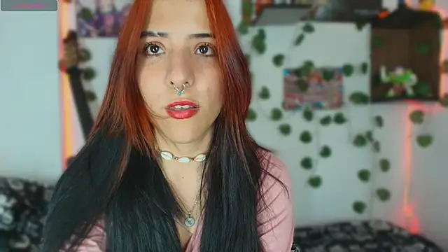 StrangeDesire online show from December 15, 6:29 am