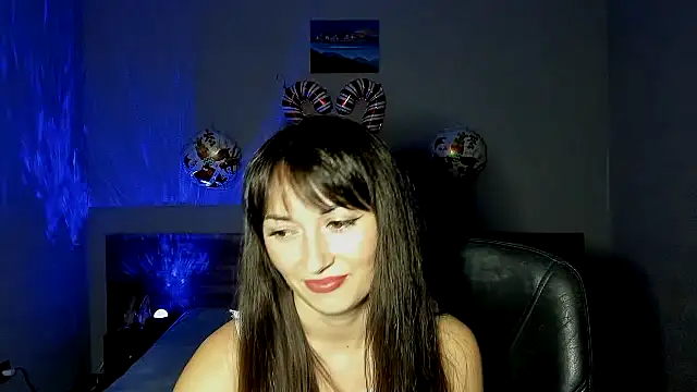 RosiAlina online show from December 17, 12:42 pm